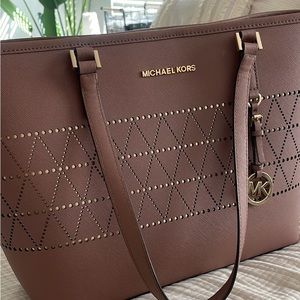 Micheal Kors tote